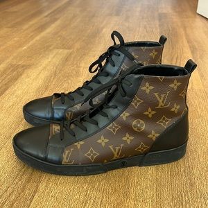 Louis Vuitton Monogram Hightop Sneakers Size 10.5